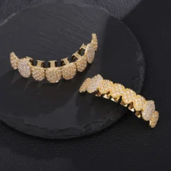 Hip-Hop-Full-Iced-Out-CZ-Stones-Teeth-Grillz-Caps-Cubic-Zircon-Micro-Pave-Top-Bottom-2.webp